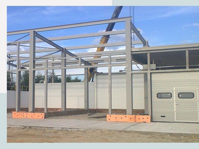 Строительство автосервисов от СтальСтрой-Брс по цене 624 руб.